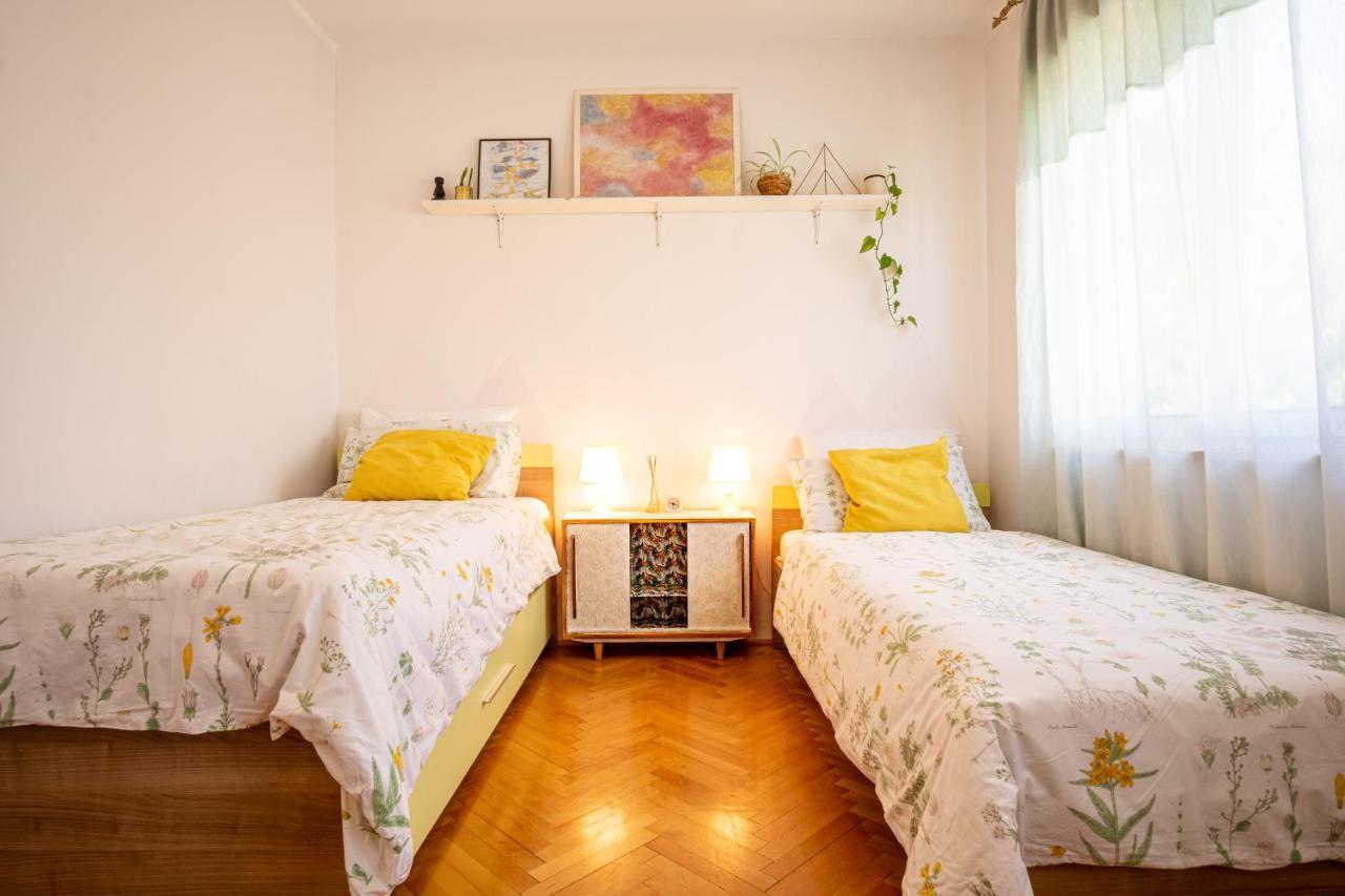 Spacious Apartment By The Sea 8+4 Póla Kültér fotó